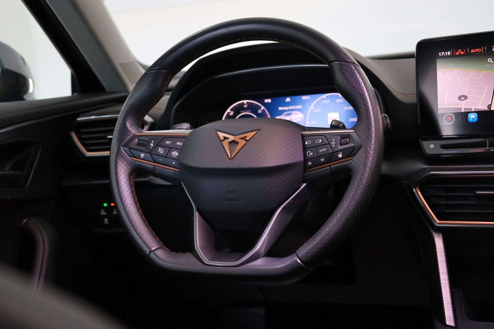 Fahrzeugabbildung CUPRA Formentor e-Hybrid T.Leder,Navi,LED,ACC,AppleCar
