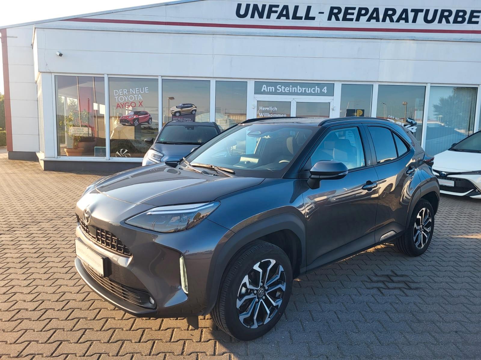 Toyota Yaris Cross Hybrid FWD Team Deutschland