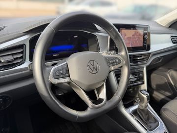 Volkswagen T-Roc - 10