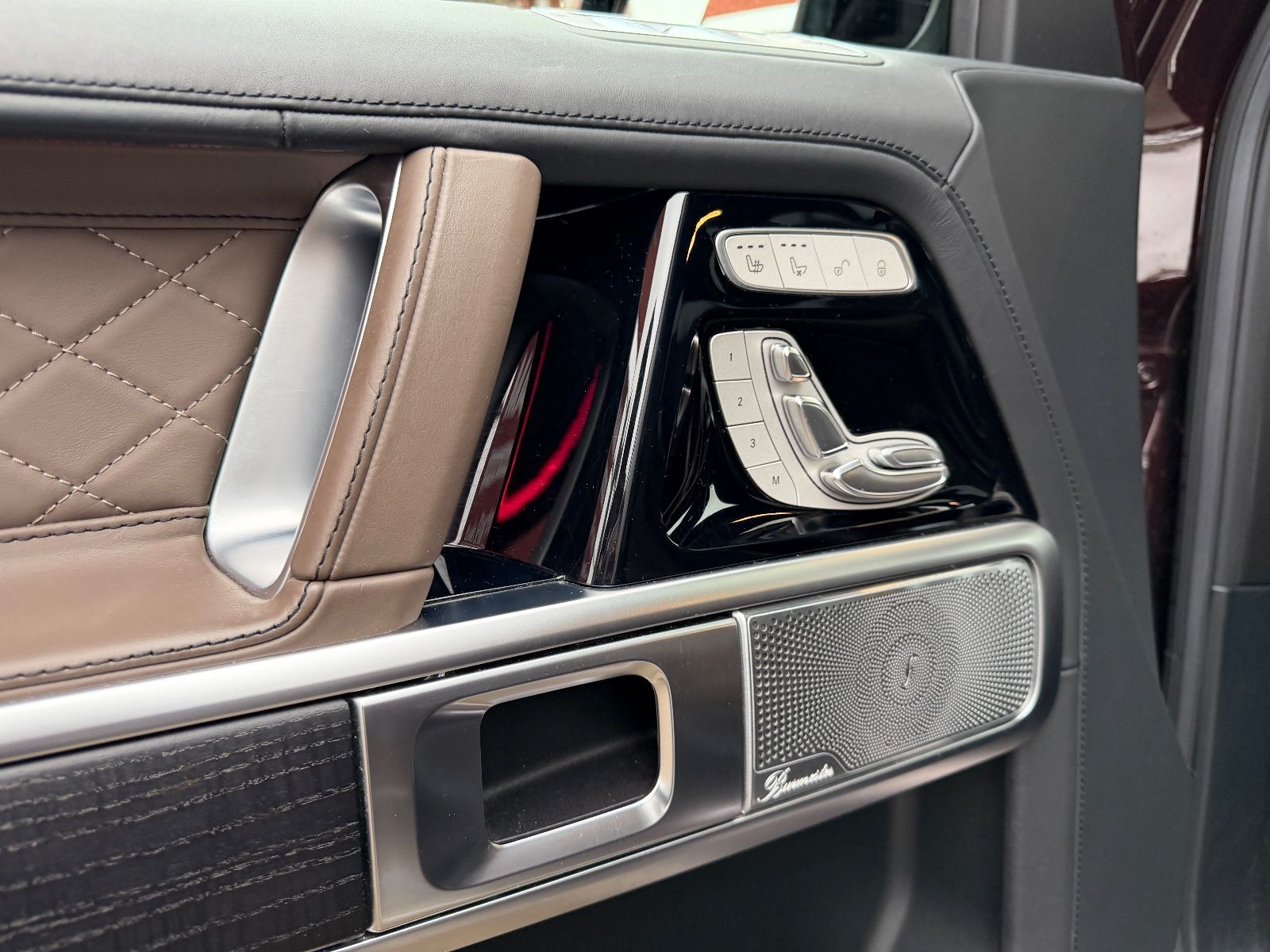 Fahrzeugabbildung Mercedes-Benz G 500 AMG*EXCLUSIVE*SDACH*MULTIBEAM*360KAM*ACC