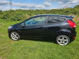 Ford Fiesta 1.4 Sport + AHK - Ford Fiesta aus 2010: Sport
