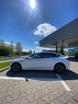 Tesla Model 3  RWD AHK 