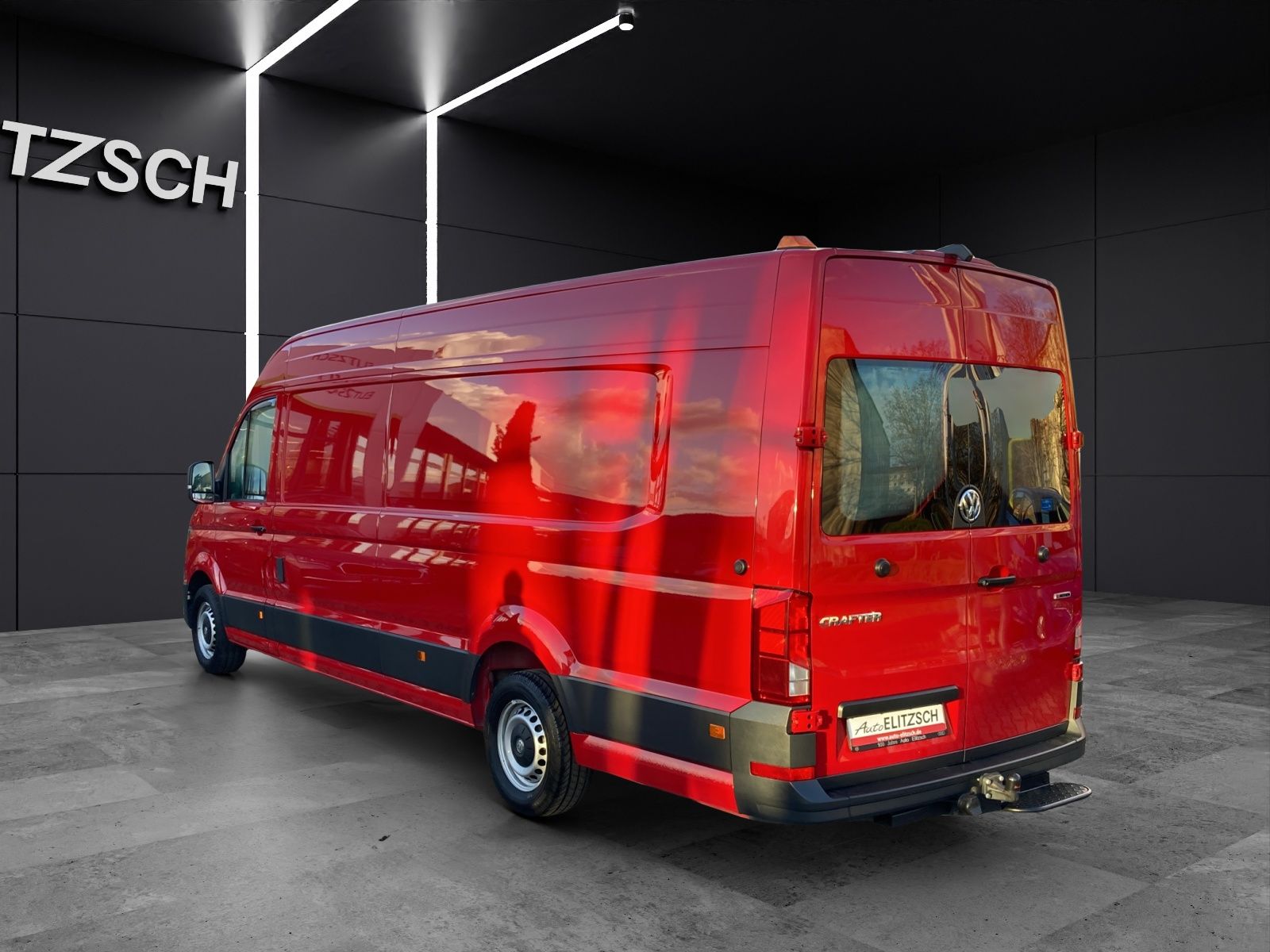 Fahrzeugabbildung Volkswagen Crafter Kasten 35 HD 4Motion STHZ. 230V Vorb. AH