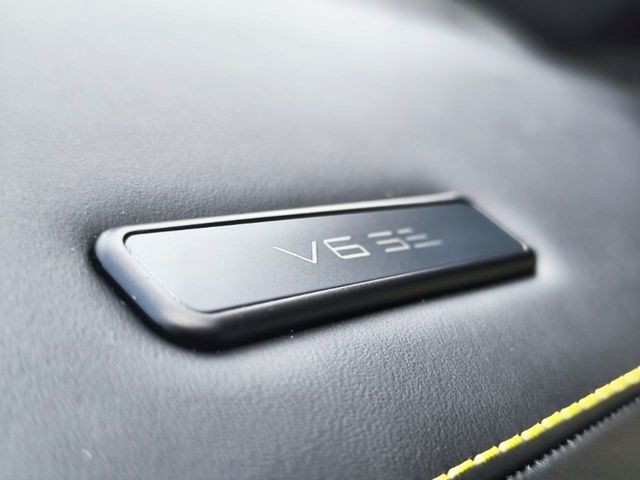 LOTUS Emira V6 (Bild 18 von Array)