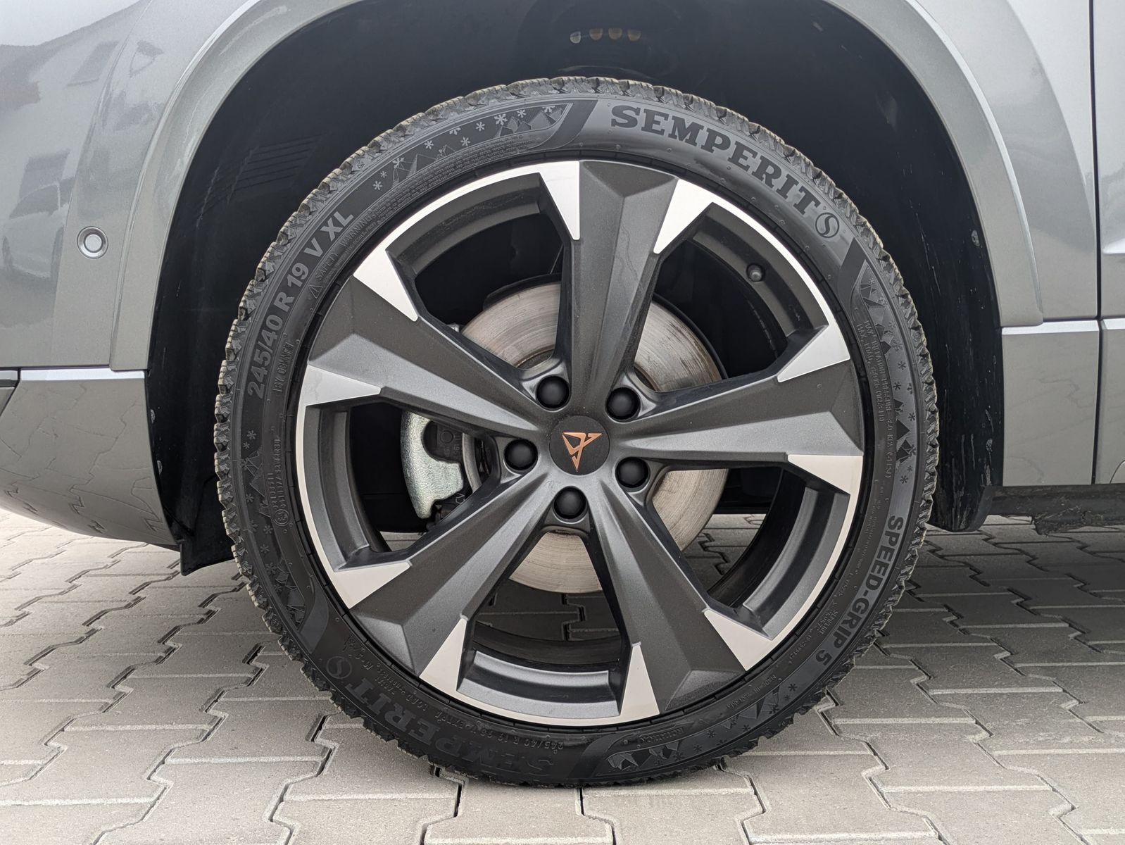Fahrzeugabbildung CUPRA Ateca 1.5 TSI DSG AHK*LED*ACC*APP*KAMERA*19"