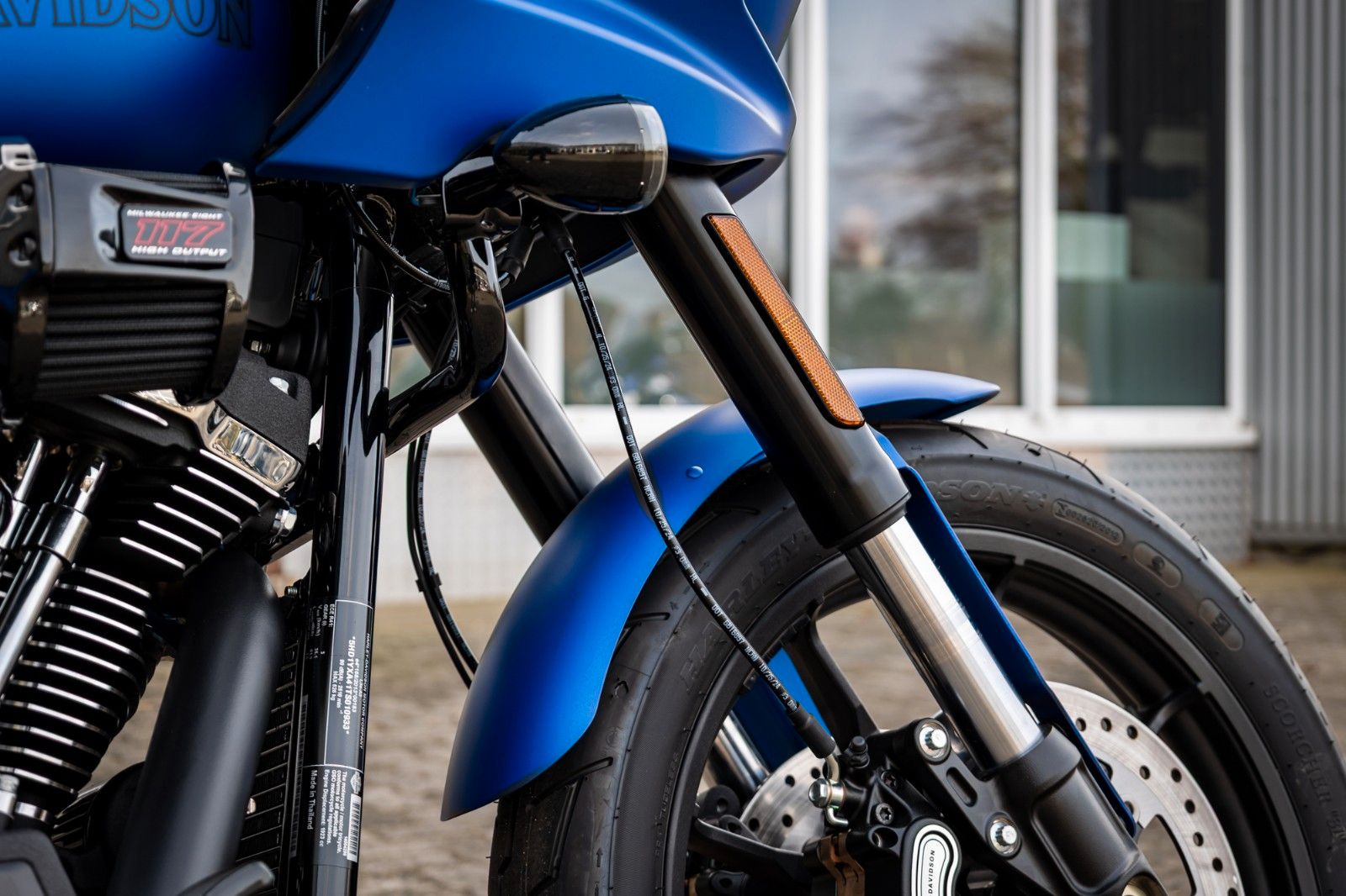 Fahrzeugabbildung Harley-Davidson FXLRST LOW RIDER ST 117 MY26
