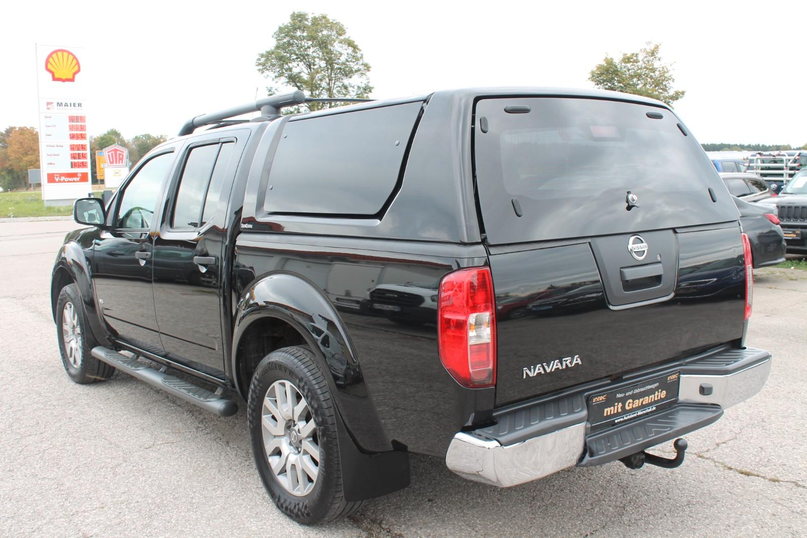 Nissan Navara LE Double Cab 3.0 dCi V6 231 ch BVA 4x4 / 112 021 km / Hardtop / Toit ouvrant / Bose / Cuir / Caméra de recul