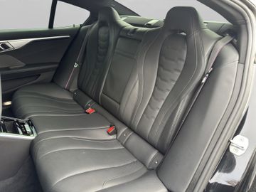 BMW M850 - 8