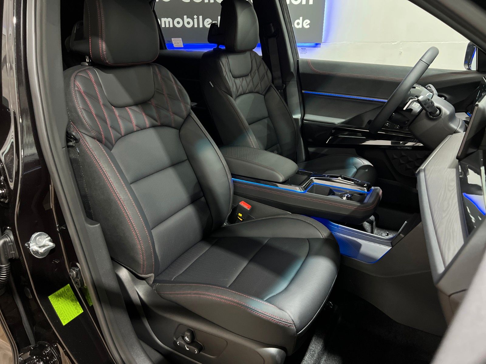 Fahrzeugabbildung Ssangyong KGM ACTYON Lux**NEU**360°**4WD**ACC**Wildleder**