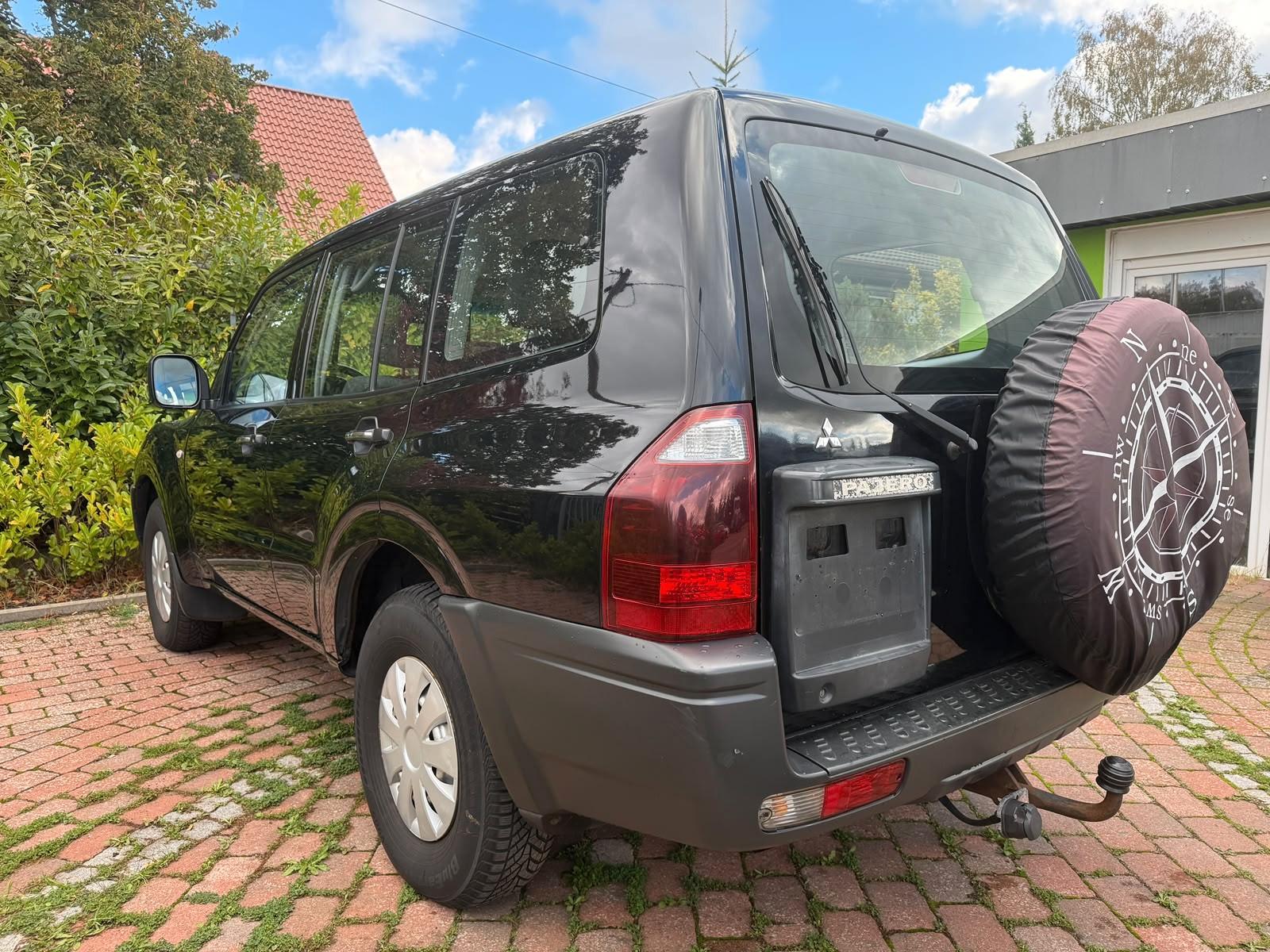 MITSUBISHI PAJERO 3.2 DI- CLASSIC 160CH 4X4