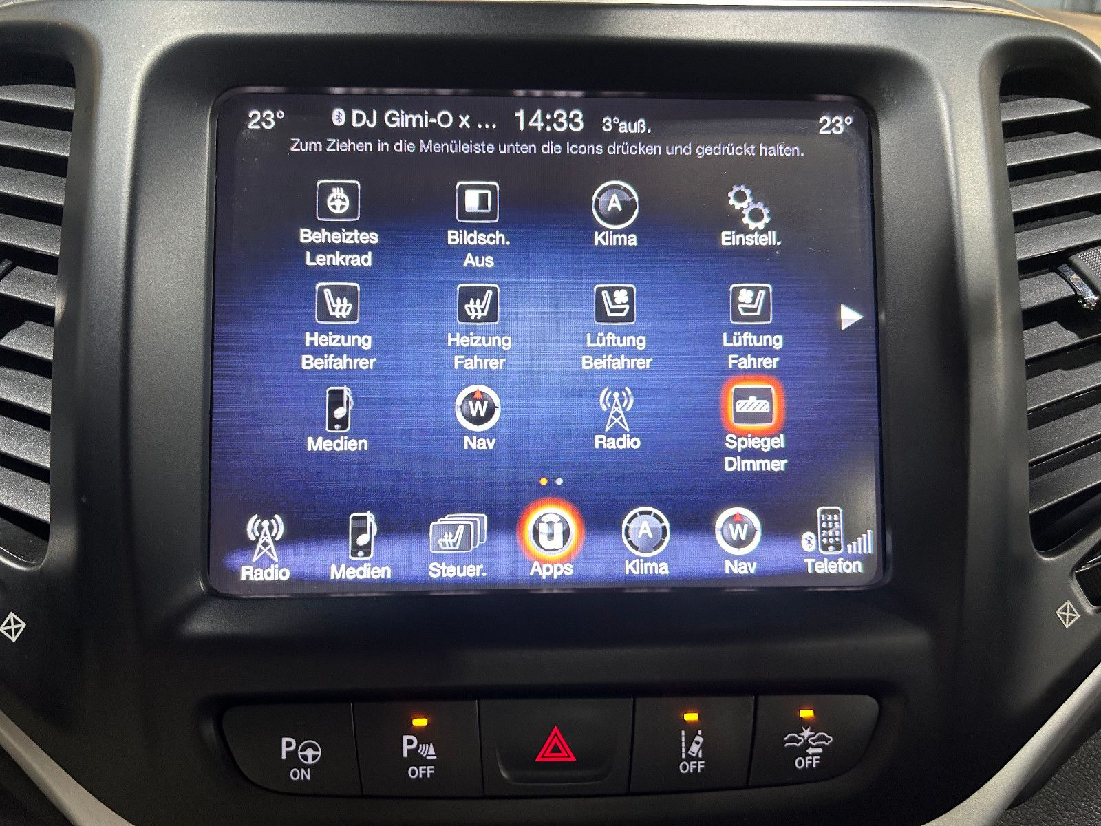 Fahrzeugabbildung Jeep Cherokee M-Jet Overland 4WD/BI-XENON/PANO/MEMORY
