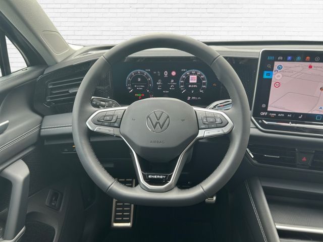 Fahrzeugabbildung Volkswagen Tiguan ENERGY 2.0 TSI 4MOTION 204 PS DSG