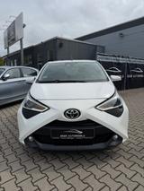 Toyota Aygo AYGO x-play Team D*EURO6*RÜKFA*KLIMA - Toyota Aygo (X) in Nürnberg