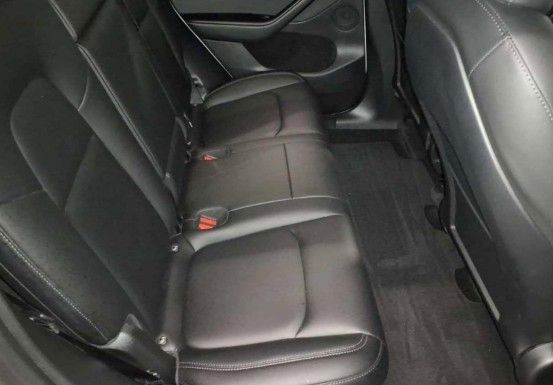 Tesla Model Y Basis RWD 93,3 SOH Shanghai 4xShz foto 8