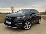 Opel Grandland X 1.6 Turbo Ultimate LED CarPlay 360°  - Opel Grandland (X) von privat