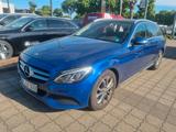 Mercedes-Benz C 180 T CGI Avantgarde/Automatik /PANORMA/LEDER - Mercedes-Benz C 180: Sitzheizung