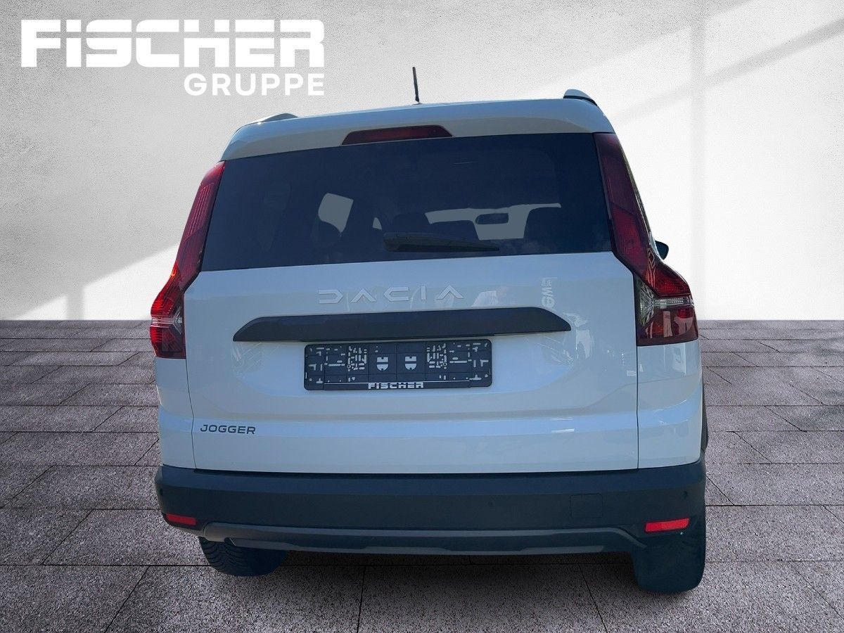 Fahrzeugabbildung Dacia Jogger Expression TCe 110 ABS Fahrerairbag ESP Z