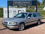 Volvo V70 2.4 Ltr. / 2.Hand / 8 Fach bereift/AHK/Klima - Volvo V70 mit Benzin-Antrieb: Kombi, 2.4