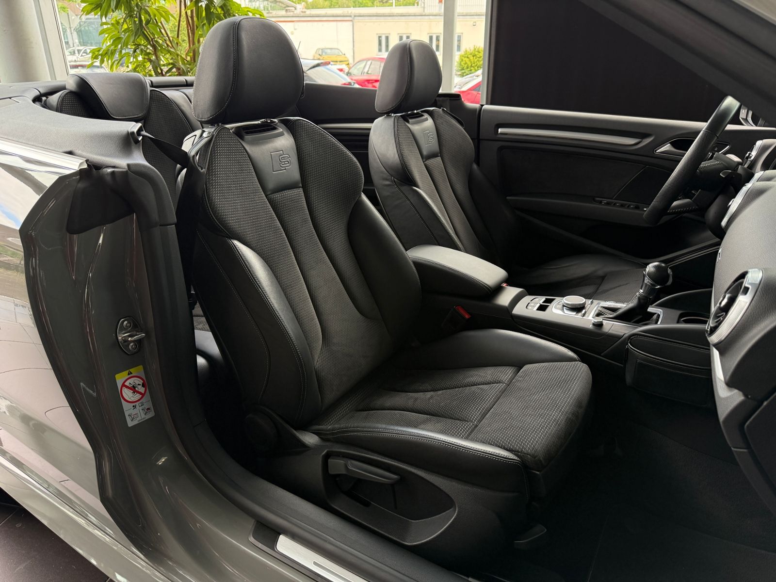 Fahrzeugabbildung Audi A3 Cabriolet S line B&O ACC MATRIX RFK 19"