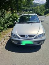 Renault Megane Tüv neu - gebrauchte Renault Megane aus dem Jahr 2000