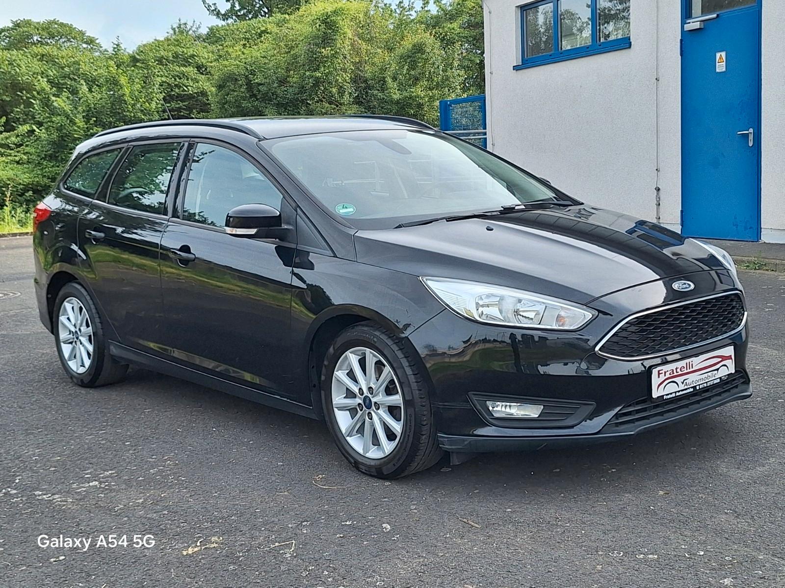 Ford Focus 2015 — photo 8