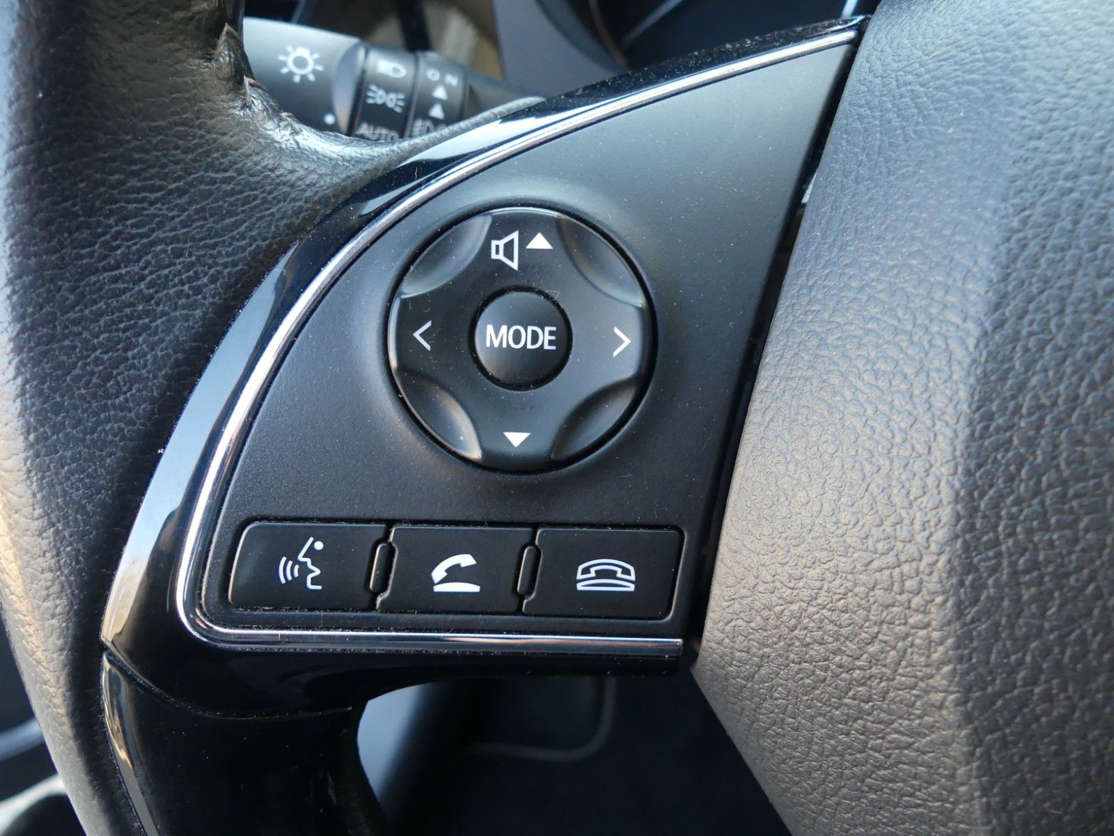 Fahrzeugabbildung Mitsubishi Outlander Diamant Edition 2WD*Gasanlage*Kamera*