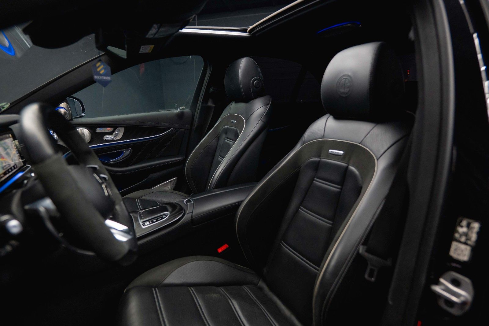 Fahrzeugabbildung Mercedes-Benz E 63 S AMG 4Matic+ Performance Night-Paket *ACC*