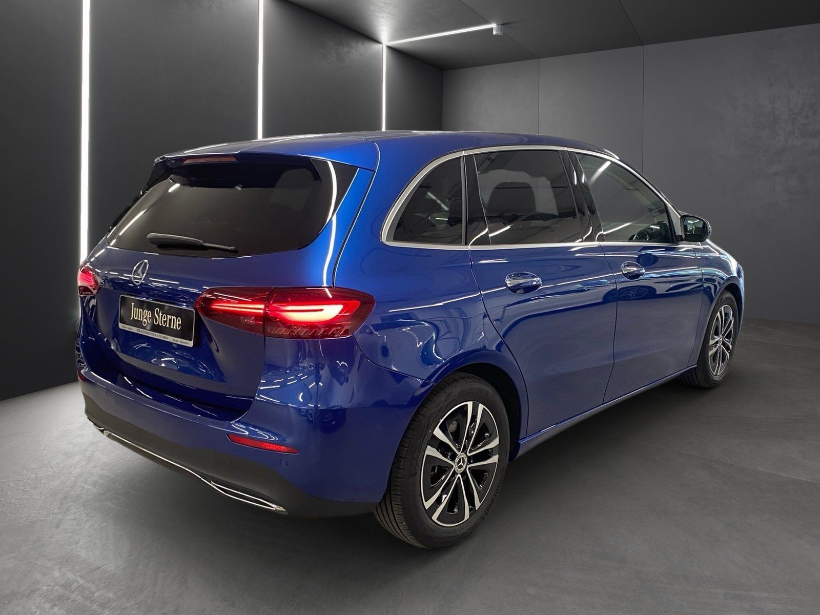 Fahrzeugabbildung Mercedes-Benz B 200 Progressive *AHK*Distronic*Totwink*Memory*