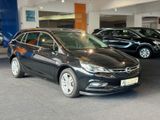 Opel Astra K Sports Tourer Business*KAMERA*NAVI*TEMPO - Opel Astra mit Benzin-Antrieb: Schiebedach, Kombi