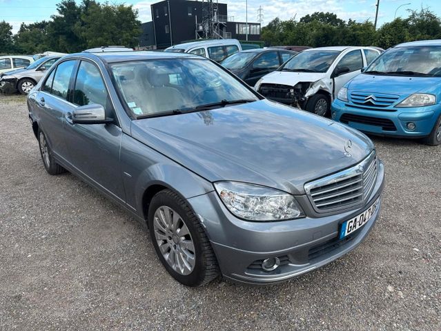 Mercedes-Benz C 180 KOMPRESSOR T 1.6 ps 156