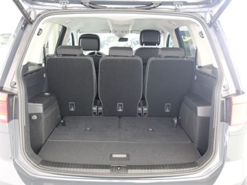 Volkswagen Touran 1.5 TSI DSG COMFORTLINE LED KAMERA 7SITZ