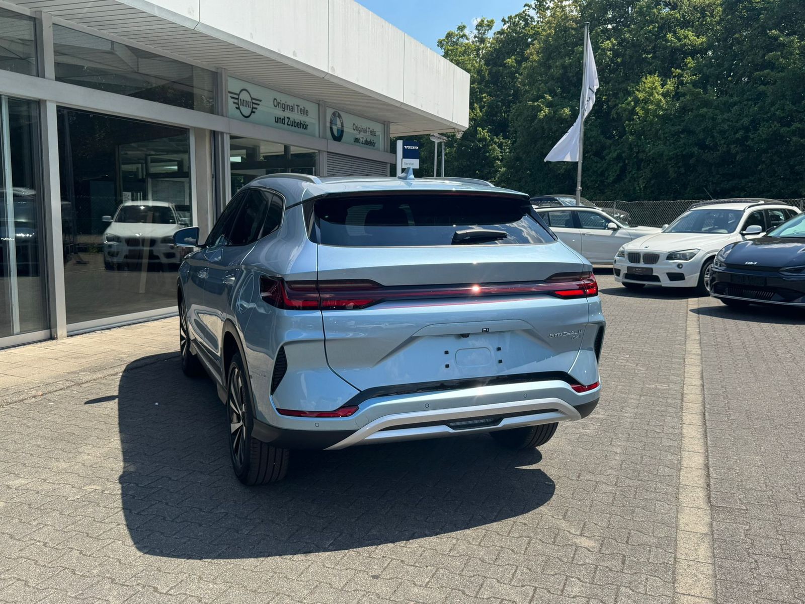 Fahrzeugabbildung BYD SEAL U DM-i PHEV SOFORT VERFÜGBAR PANO+HEAD+NAVI