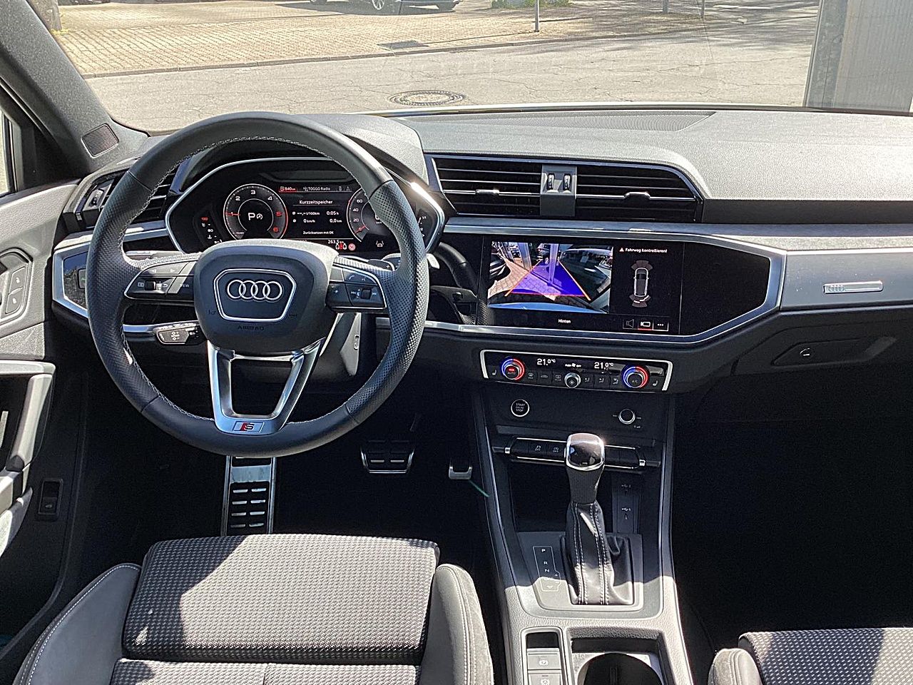 Fahrzeugabbildung Audi Q3 advanced 35 TDI S tronic ACC Navi LED Klima