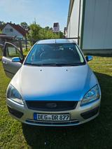 Ford Focus 1,6TDCi 80kW DPF Ambiente Ambiente - Ford Focus Ambiente mit Diesel-Antrieb