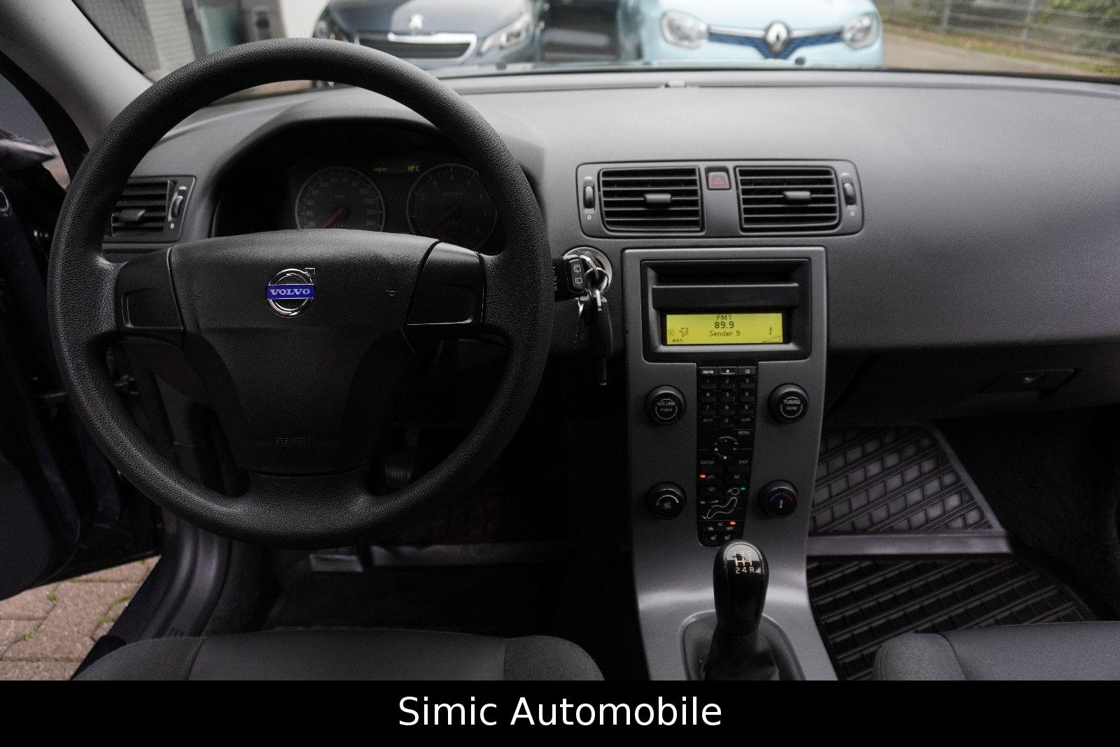 Volvo V50 2005 — photo 12
