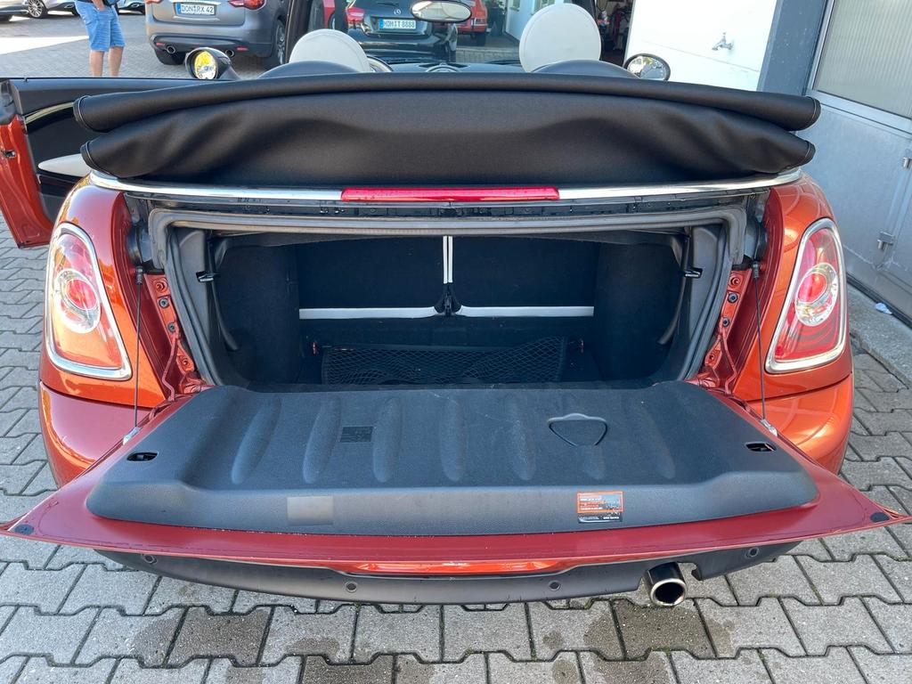 MINI Cooper Cabrio