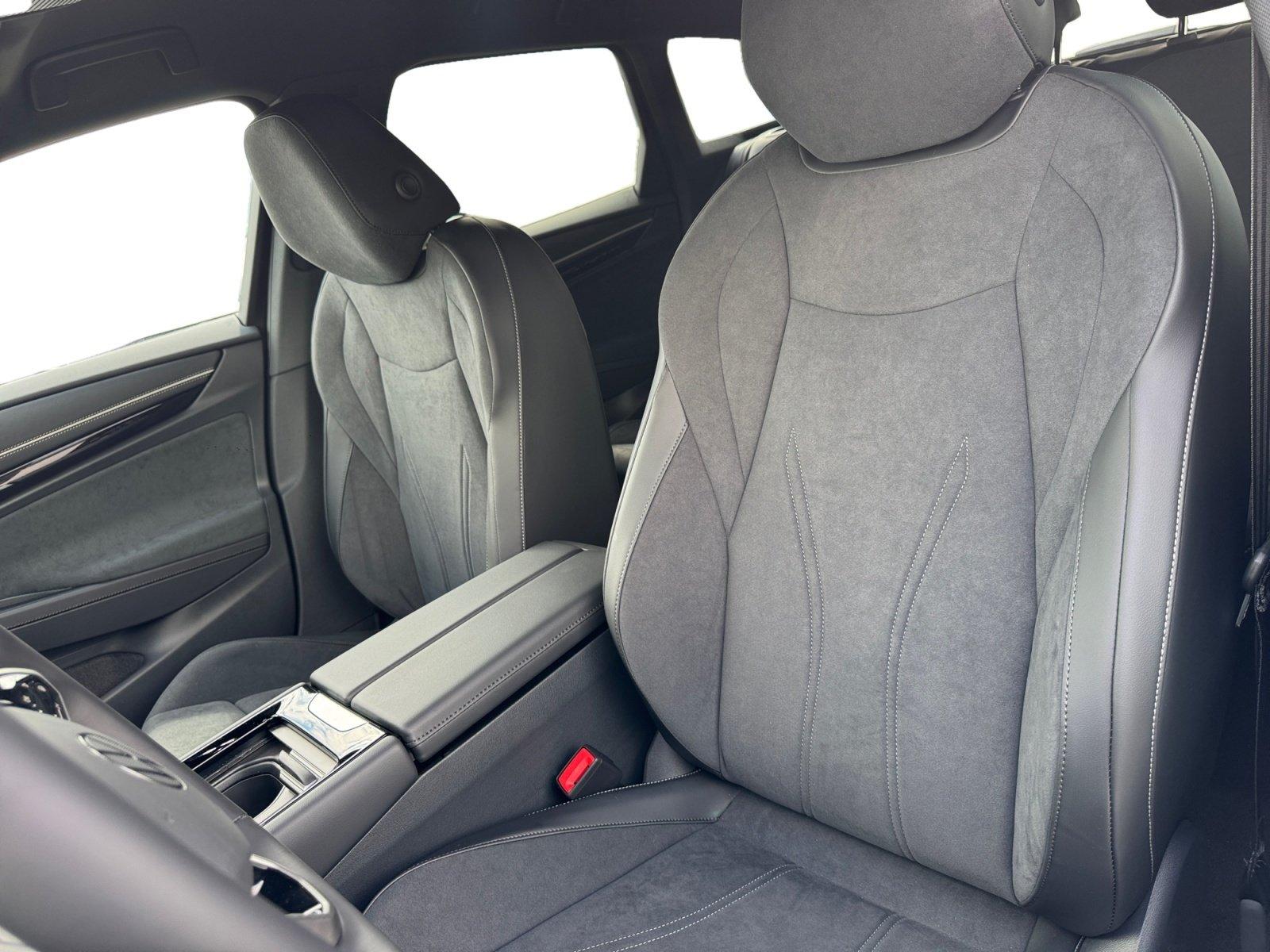Volkswagen ID.7 Tourer Pro BLACK*MATRIX*APP*ACC*AHK