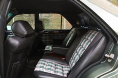 Fahrzeugabbildung Mercedes-Benz E 500 Limited *Oak Green / MB Classic / one-off*