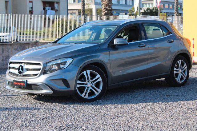 Mercedes-Benz Mercedes-benz GLA Premium Tua A SOLI 193€ al mes