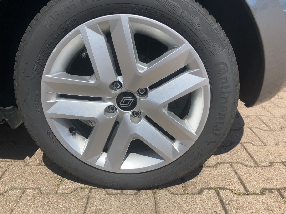 Renault Clio - Bild 12