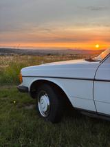 Mercedes-Benz 200