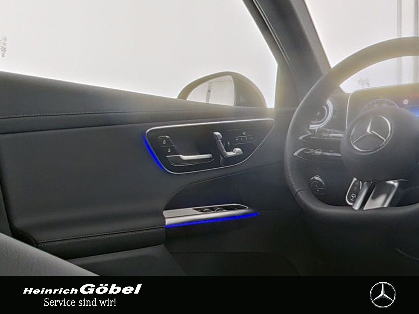 Fahrzeugabbildung Mercedes-Benz GLC 220 d 4M AMG LINE PANORAMA+NIGHT+360°CAM+AHK