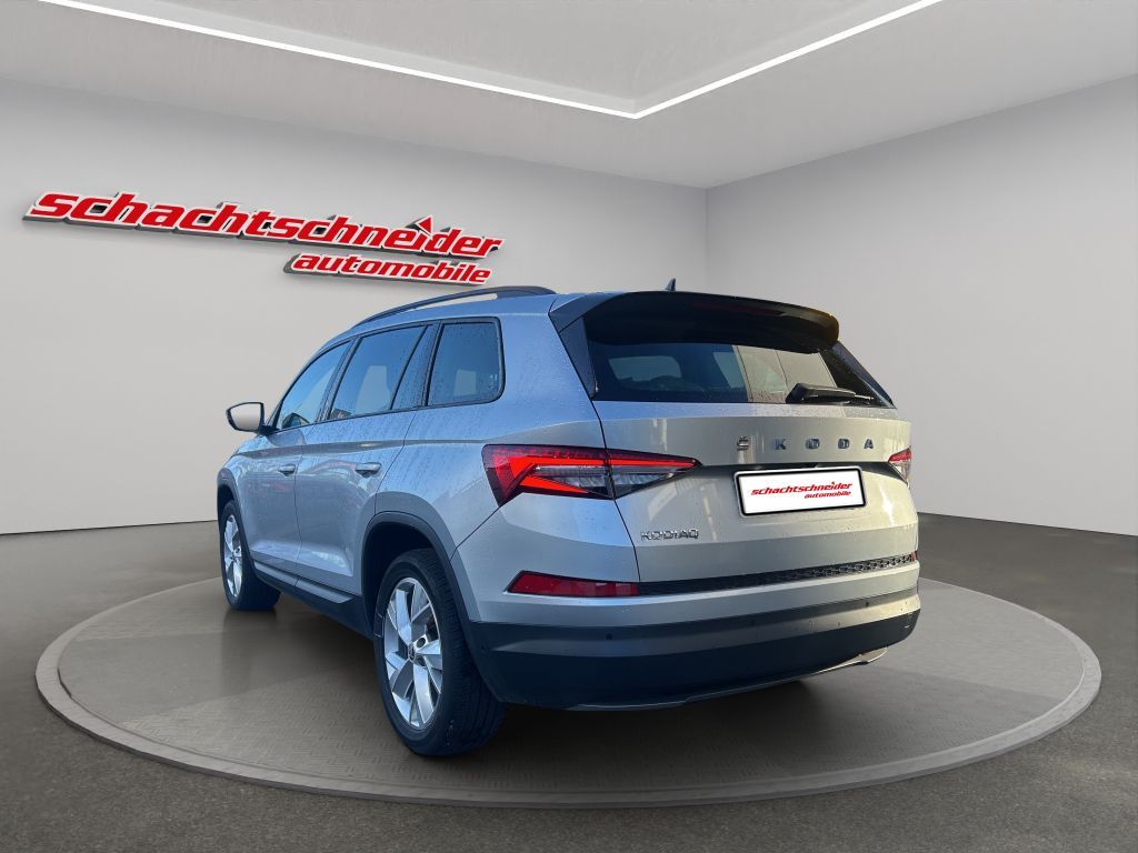 Skoda Kodiaq 2.0 TDI DSG Tour+Standh+AHZV+Navi imagem 2