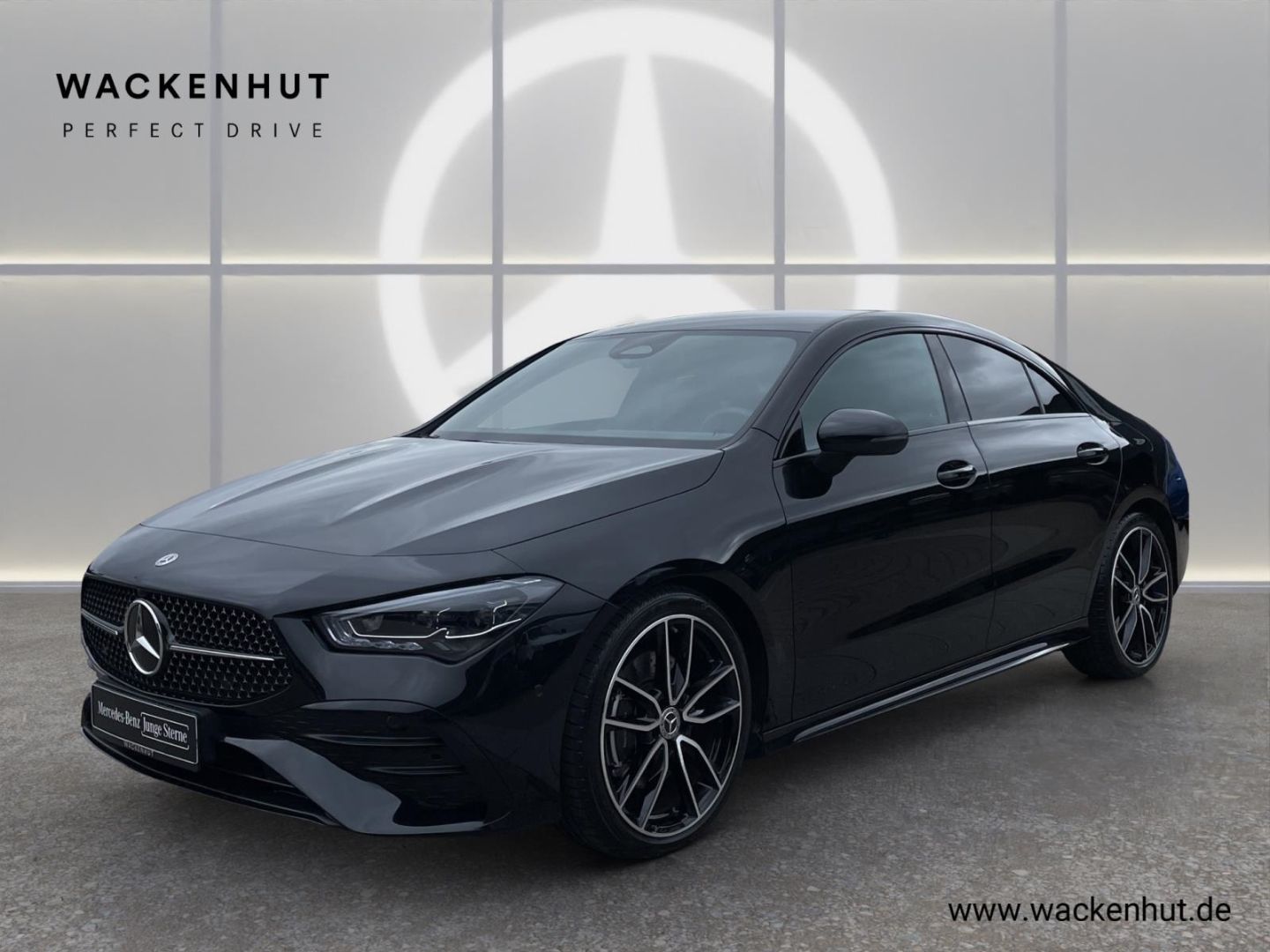 MERCEDES-BENZ CLA 200 d COUPE AMG NIGHT DISTR MULTIBEAM KAMERA