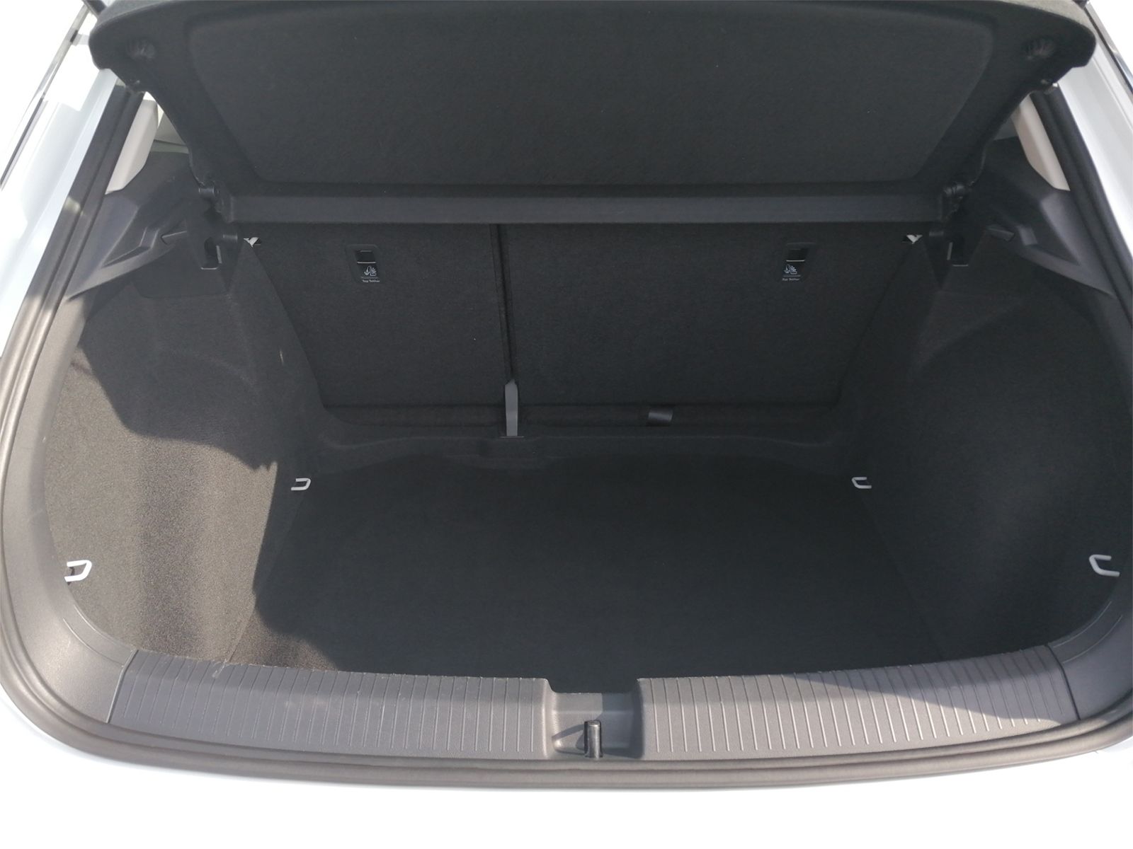 T-Roc 1.0 TSI NAVI+SHZ+LANE-ASSIST