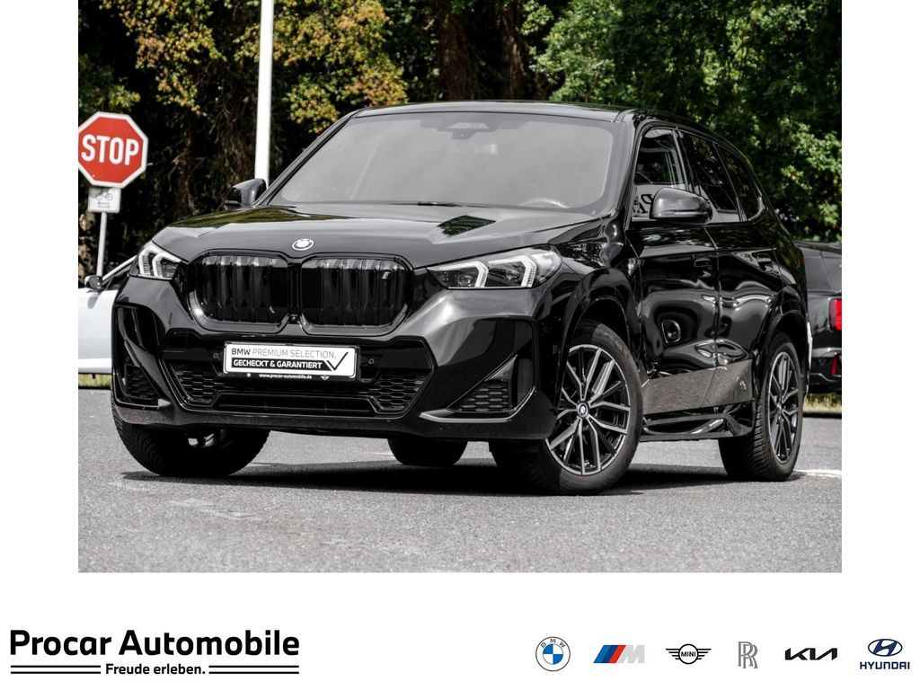 Image of BMW iX1