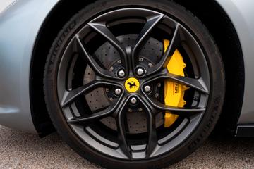 صورة مصغرة 16 لـ 2017 Ferrari GTC4LUSSO