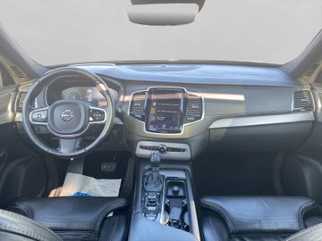 Volvo XC90 - 10