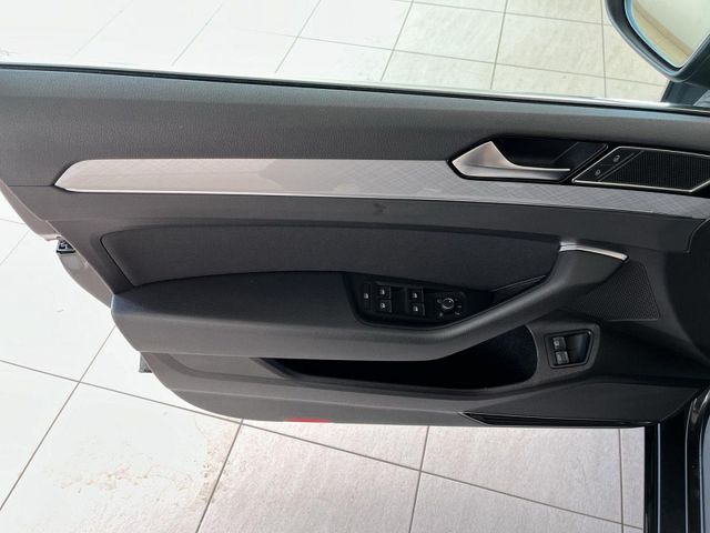 Passat Variant 1.4 eHybrid DSG GTE Bluetooth LED