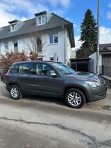 Volkswagen Tiguan 2.0 TDI  - Volkswagen Tiguan aus 2011: TDI